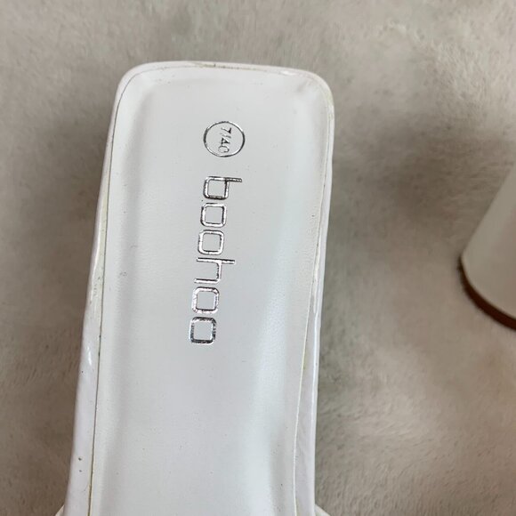 Boohoo Low Flat Heel Mule White  US 9 / UK 7 / EU40 - Picture 4 of 14